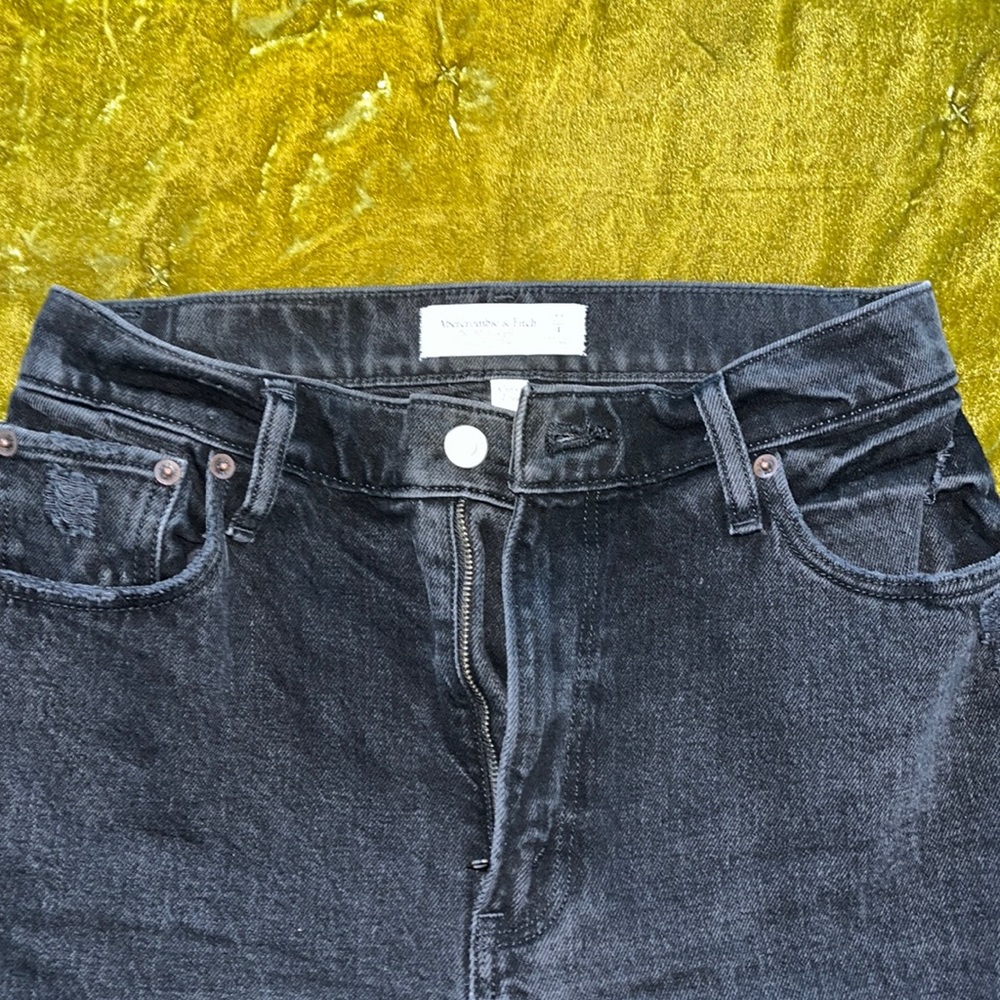 Abercrombie & Fitch 90s Straight Ultra High Rise